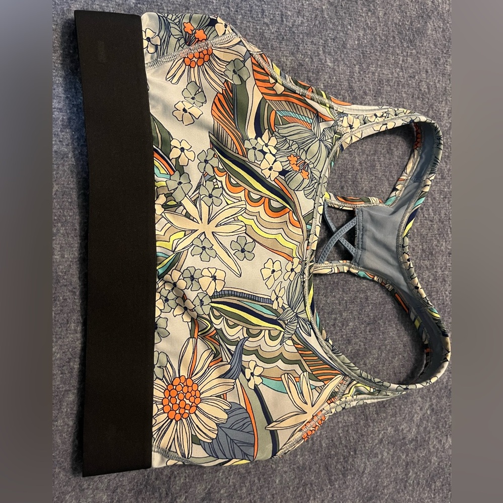 Victoria Sport Floral Patterned Sports Bra